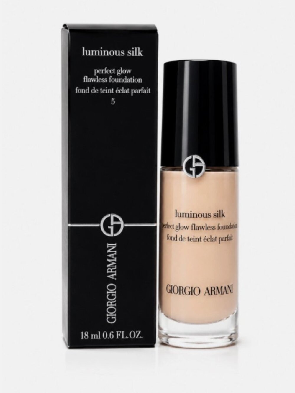 MSRP $48 | Giorgio Armani Luminous Silk Foundation β Shade 5 β 0.6 oz - NIB